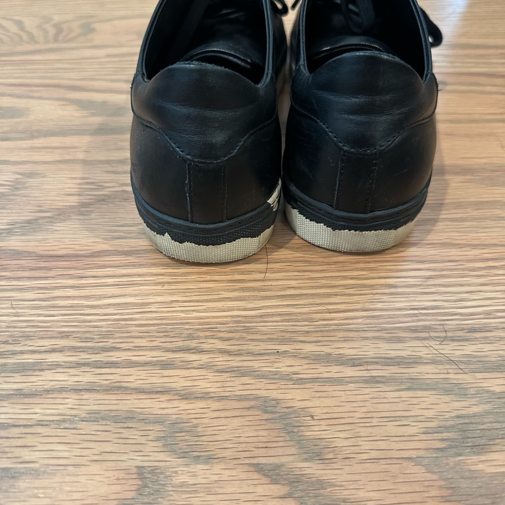 Axel Arigato Black/ White Sole View 6